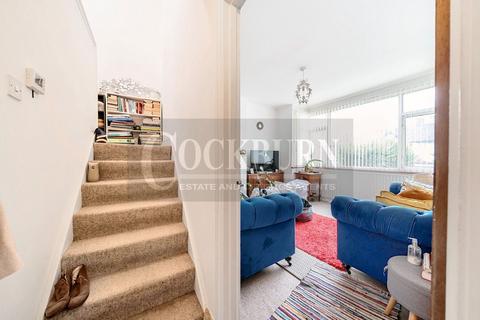 Flat 4, 118 Streatham Road, Mitcham, CR4 2AE