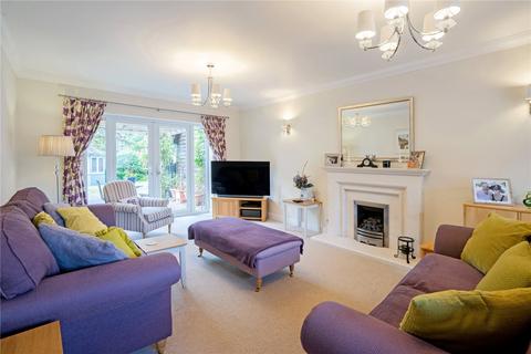 4 bedroom detached house for sale, Tudor Close, Bramley, Tadley, Hampshire, RG26