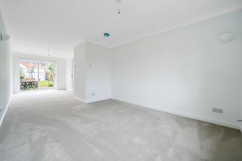 3 bedroom end of terrace house for sale, Slyfield Green, Guildford, Surrey, GU1