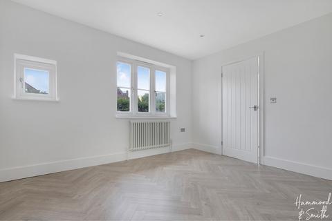 Pear Tree Cottage Epping Road, Nazeing, Waltham Abbey, EN9 2DH