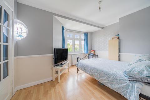 22 Croydon Road, West Wickham, BR4 9HT