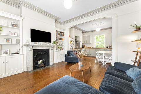 2 bedroom ground floor flat to rent, Campbell Road, London, E3