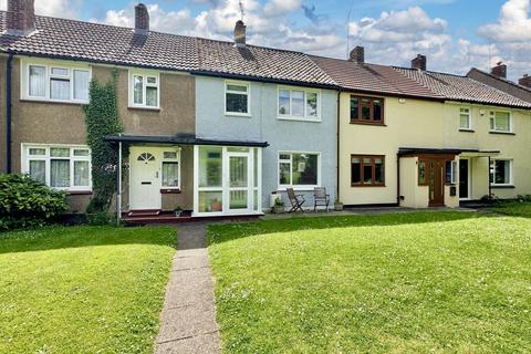 32 Darell Way, Billericay, CM11 2JT