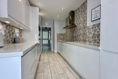32 Darell Way, Billericay, CM11 2JT