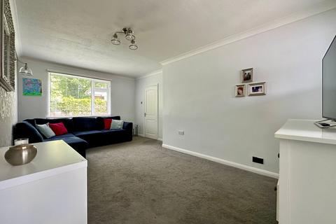 32 Darell Way, Billericay, CM11 2JT