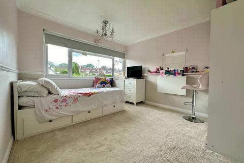 32 Darell Way, Billericay, CM11 2JT