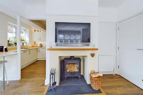 2 Elmsway, Bournemouth, BH6 3HU
