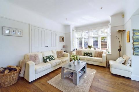 2 Elmsway, Bournemouth, BH6 3HU