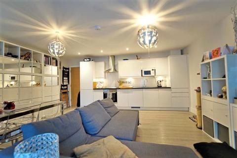 3 bedroom apartment to rent, Cotham, Bristol BS6