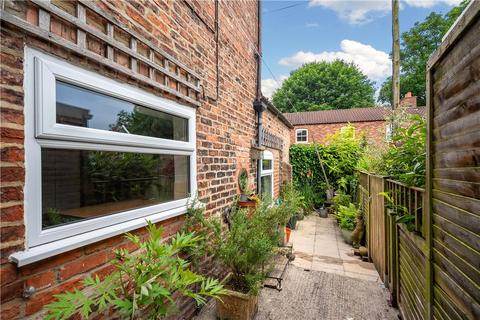 5 Emgate, Bedale, DL8 1AH