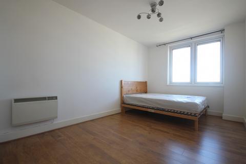1 bedroom apartment to rent, Skyline Plaza Building, 80 Commercial Road, London, E1