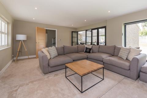 34 Blake Close, Walmer, Deal, CT14 7UB