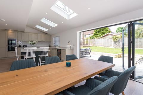 34 Blake Close, Walmer, Deal, CT14 7UB
