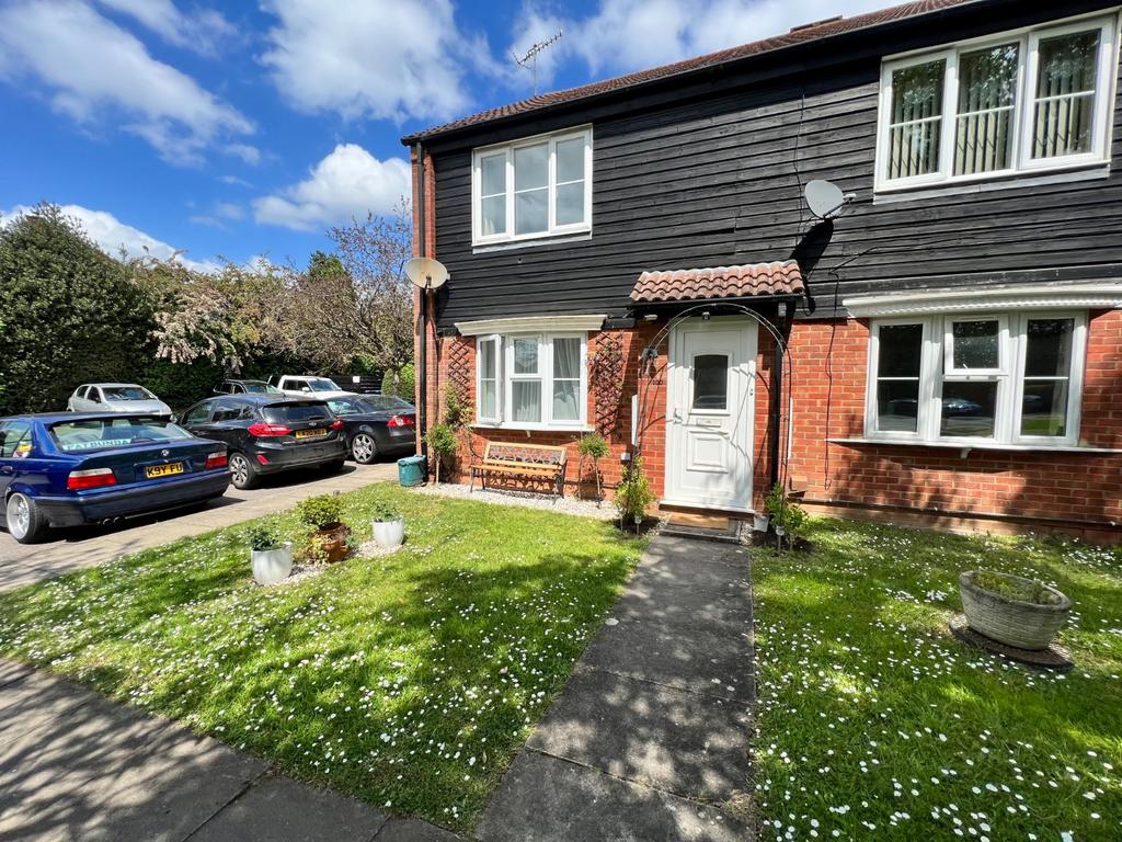 Northridge Way, Hemel Hempstead... 1 bed apartment to rent £1,300 pcm
