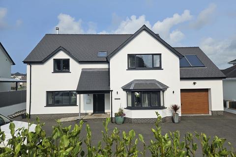 4 bedroom detached house for sale, Gwbert Road, Cardigan, SA43