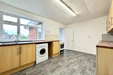 3 bedroom flat to rent, Maple Drive, Beverley, UK, HU17