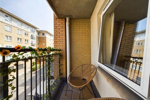 2 bedroom apartment for sale, Newport Avenue, London