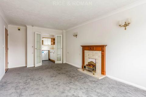 1 bedroom retirement property for sale, Green Lane, Windsor SL4