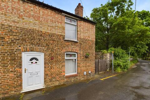 2 bedroom end of terrace house for sale, Ryston End, Downham Market PE38