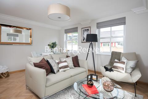 1 bedroom apartment to rent, Trafalgar Gardens, Kensington W8