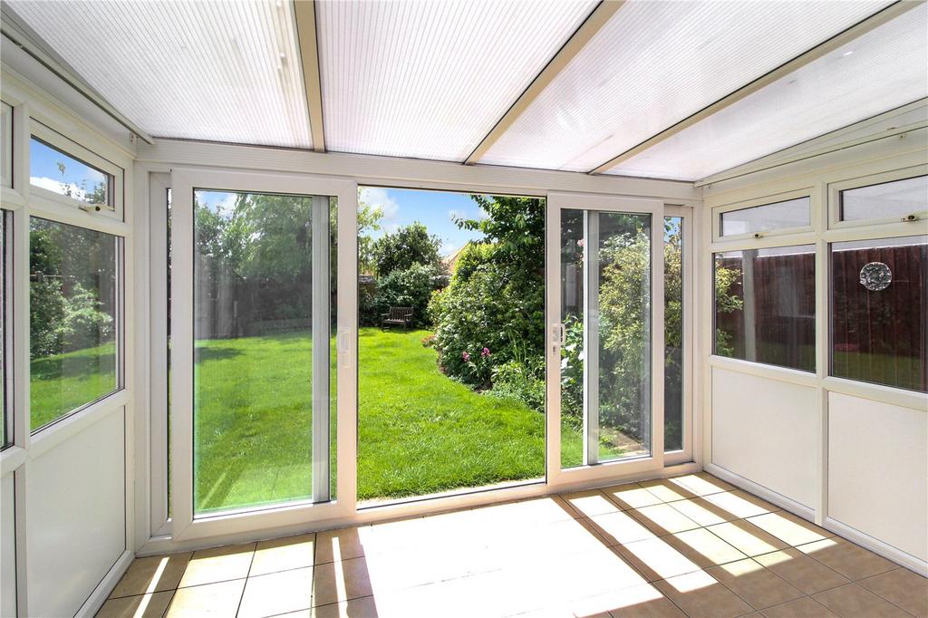 Belfairs Park Drive, LeighonSea... 2 bed bungalow for sale £500,000