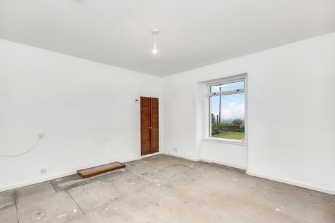 3 bedroom semi-detached house for sale, 1 Dykeneuk, Gowkshill, Gorebridge, Midlothian, EH23 4PN