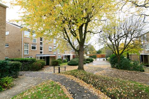 undefined, Harrowdene Gardens, Teddington