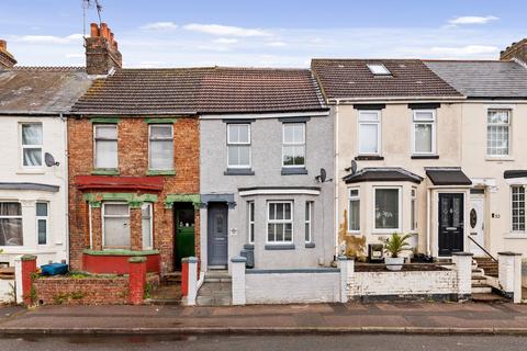 3 bedroom terraced house for sale, Brookfield Avenue, Dover, CT16