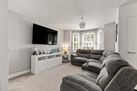 56 Brookfield Avenue, Dover, CT16 2AH