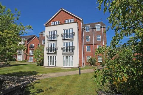 2 bedroom apartment to rent, Birch Meadow Close, Warwick, Warwickshire, CV34