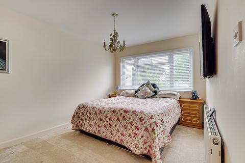 5 bedroom detached house for sale, London Road, Benfleet, SS7