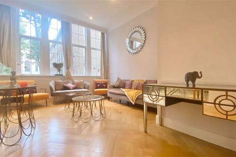 3 bedroom apartment to rent, London SW1P