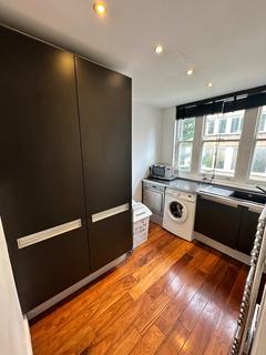 2 bedroom apartment to rent, Mayfair W1K