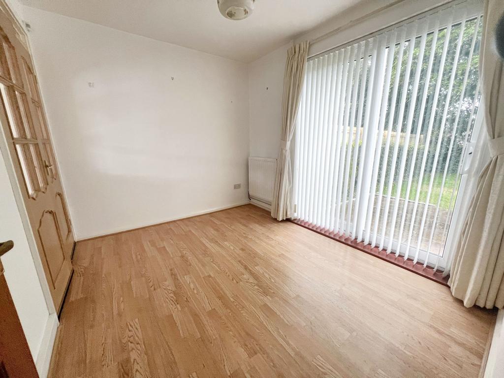Sandringham Avenue, Benton, Newcastle... 3 bed semidetached house for