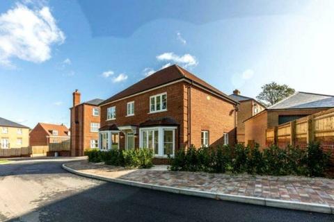 5 bedroom detached house for sale, Bramley Road, Enfield, N14