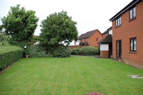 1 bedroom maisonette for sale, Gilson Close, Chelmsford