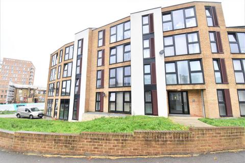 2 bedroom flat to rent, 3 Station Road, London, NW4