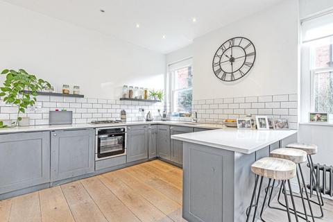 3 bedroom flat for sale, West Hill, Putney