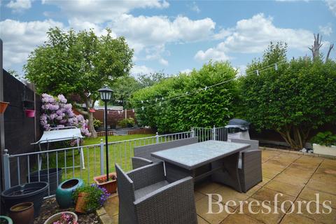 80 Forest Road, Romford, RM7 8DT