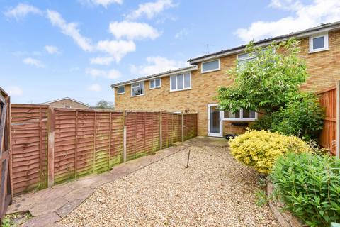 2 bedroom terraced house for sale, Plovers Way, Alton, Hampshire