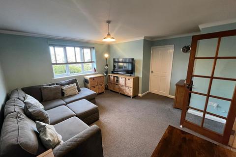 2 bedroom ground floor flat to rent, Prestatyn Close, Stevenage SG1