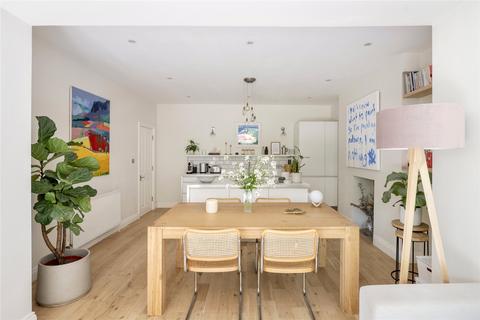 undefined, Brondesbury Road, London, NW6
