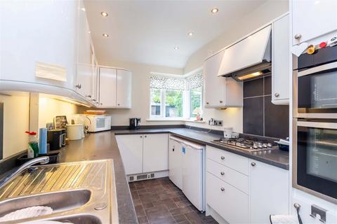 3 bedroom semi-detached house for sale, Bath Street North, Southport PR9