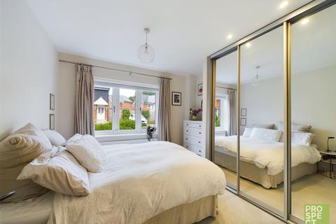 2 bedroom apartment for sale, Bryan Gardens, Binfield, Bracknell, Berkshire, RG42