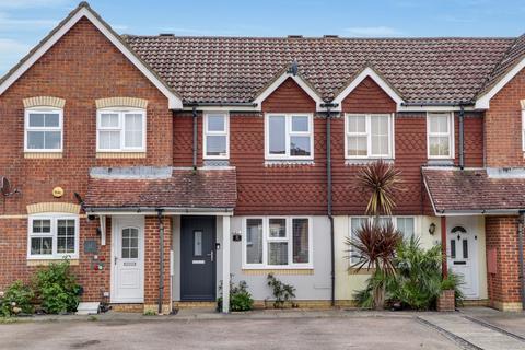 2 bedroom terraced house for sale, Vickers Close, Hawkinge