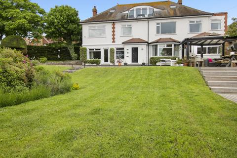 6 bedroom detached house for sale, North Foreland Avenue, Broadstairs, CT10