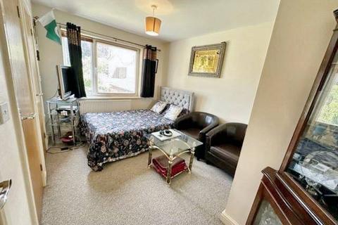 4 bedroom semi-detached house for sale, Sackville Street, Grimsby DN34