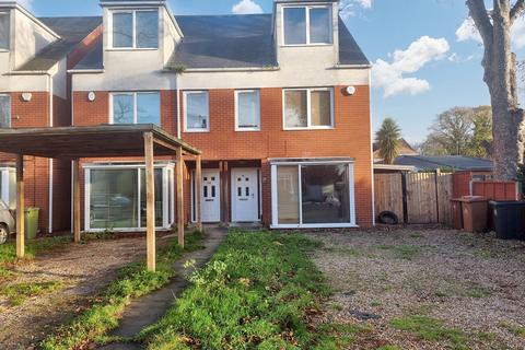 4 bedroom semi-detached house for sale, Sackville Street, Grimsby DN34