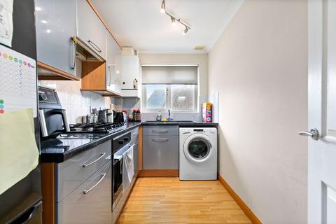 2 bedroom apartment for sale, Saltdean Close, Crawley RH10