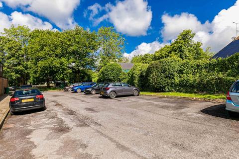 2 bedroom maisonette for sale, Saltdean Close, Crawley RH10